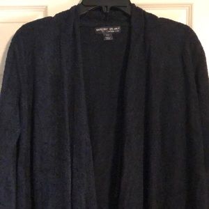 Barefoot dreams cozychic wrap with pockets